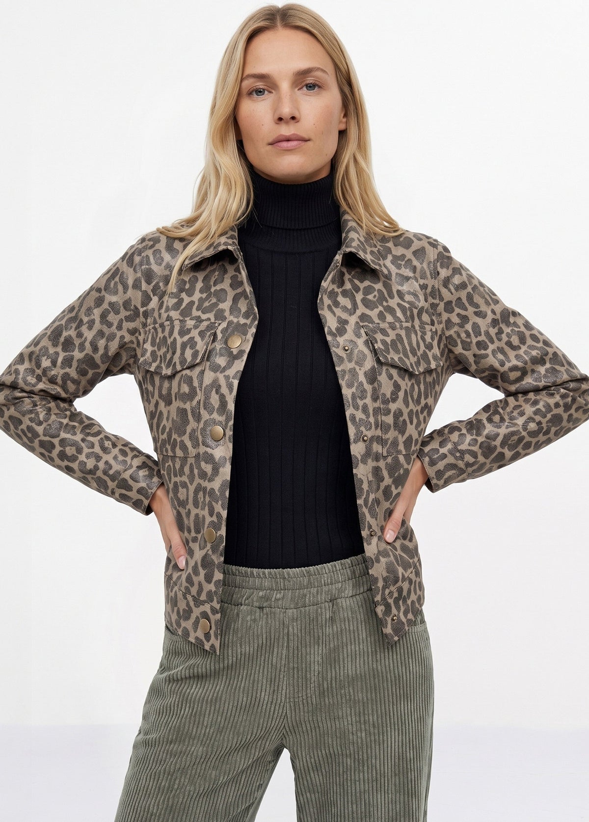 Veste courte en toile motif panthère - Léopard - Orika